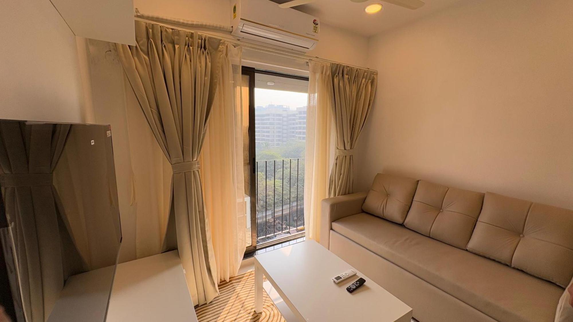 Osi Powai Apartament *